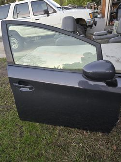 2010 - 2015 Toyota Prius passenger door (8v1 Gray)