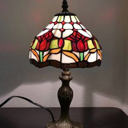 F154 $50 Tiffany Lamp Table Lamp Style Luxurious Boho Memory Lamp Nightstand Reading Desk Light Living Room Farmhouse Hotel (D08022)   Highlights Fini