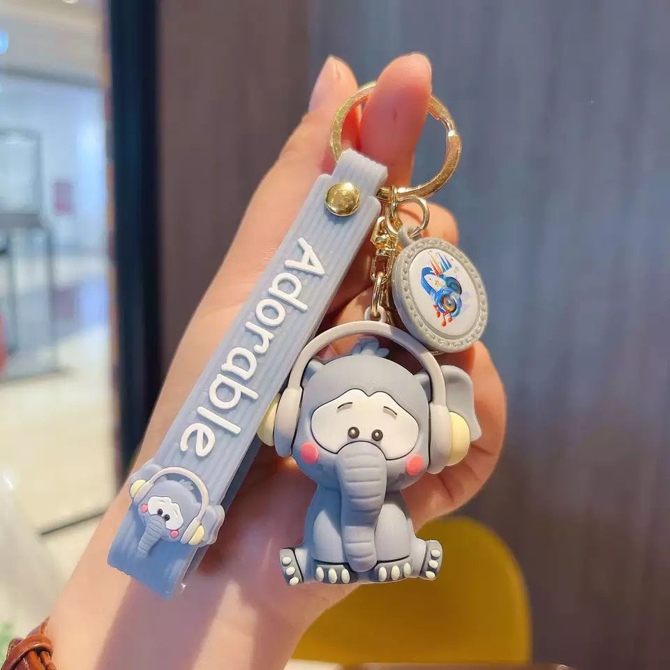 Creative Rock Music Elephant Keychain Cartoon Classic Music Panda Animal Key Chian Holder For Women Bag Pendant Gift Car Keyring Message me if you are