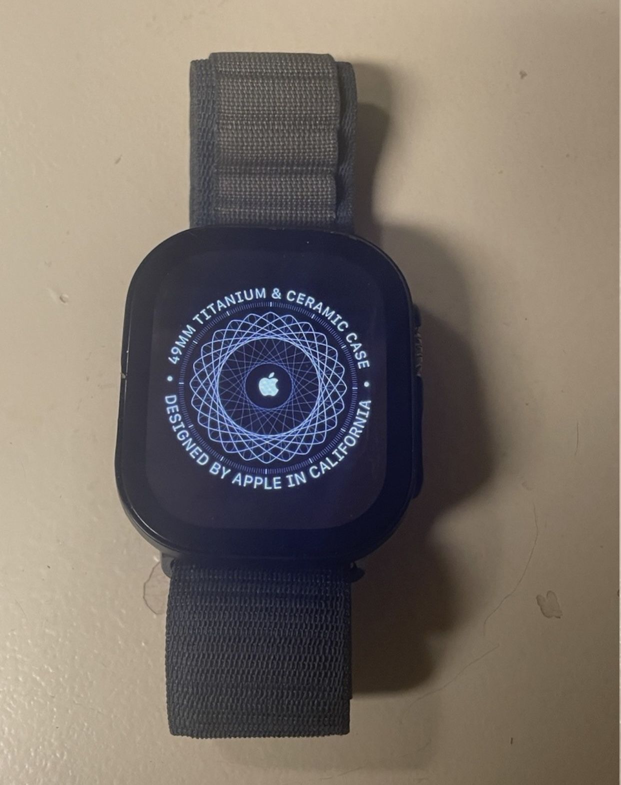 Apple Watch Ultra 2 49MM Titanium Cellular + GPS 