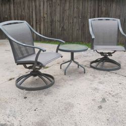 Swivel/Rocker Chairs W/Small Table 