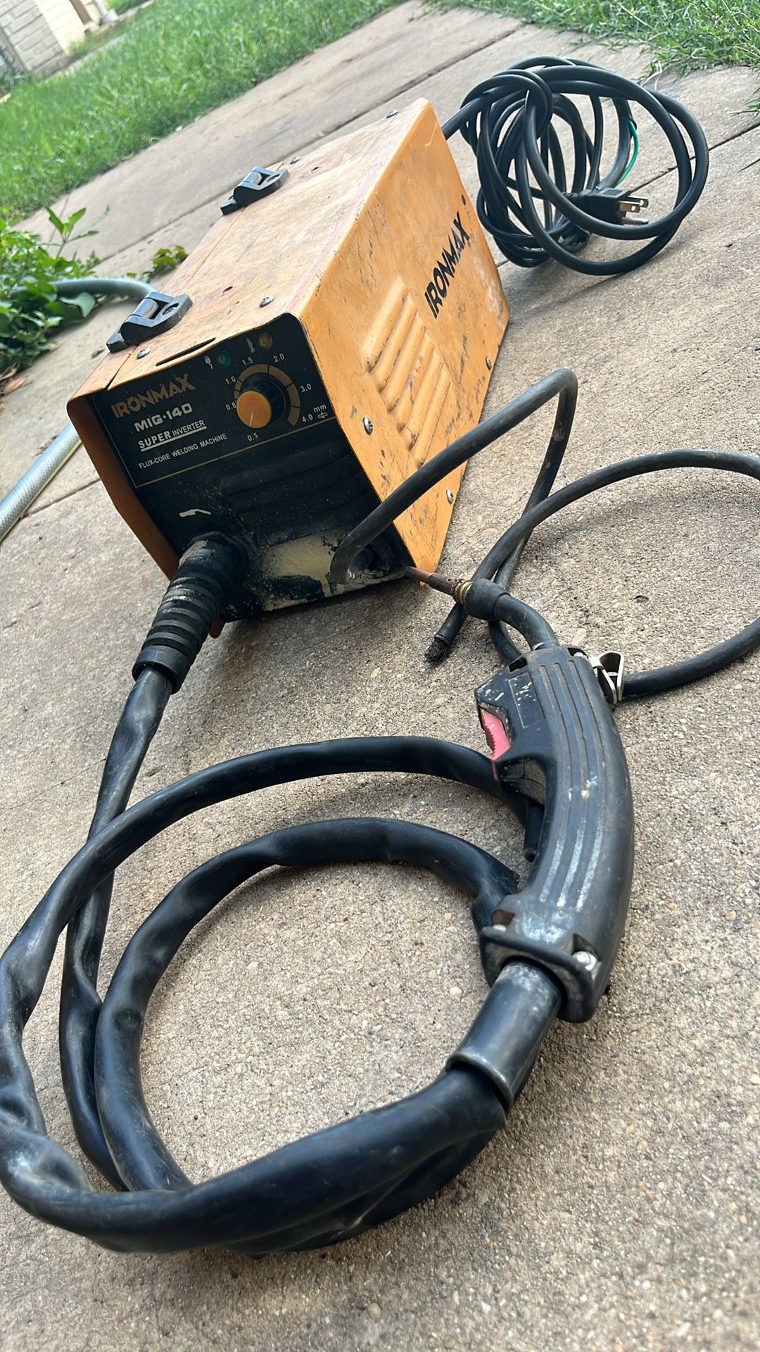 Ironmax MiG 140 Welder