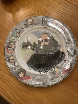 Vintage Royal Doulton 10.5" Cabinet Plate Shakespeare & Characters D6303