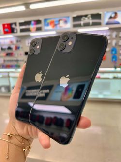 iPhone 11 64GB carrier unlocked