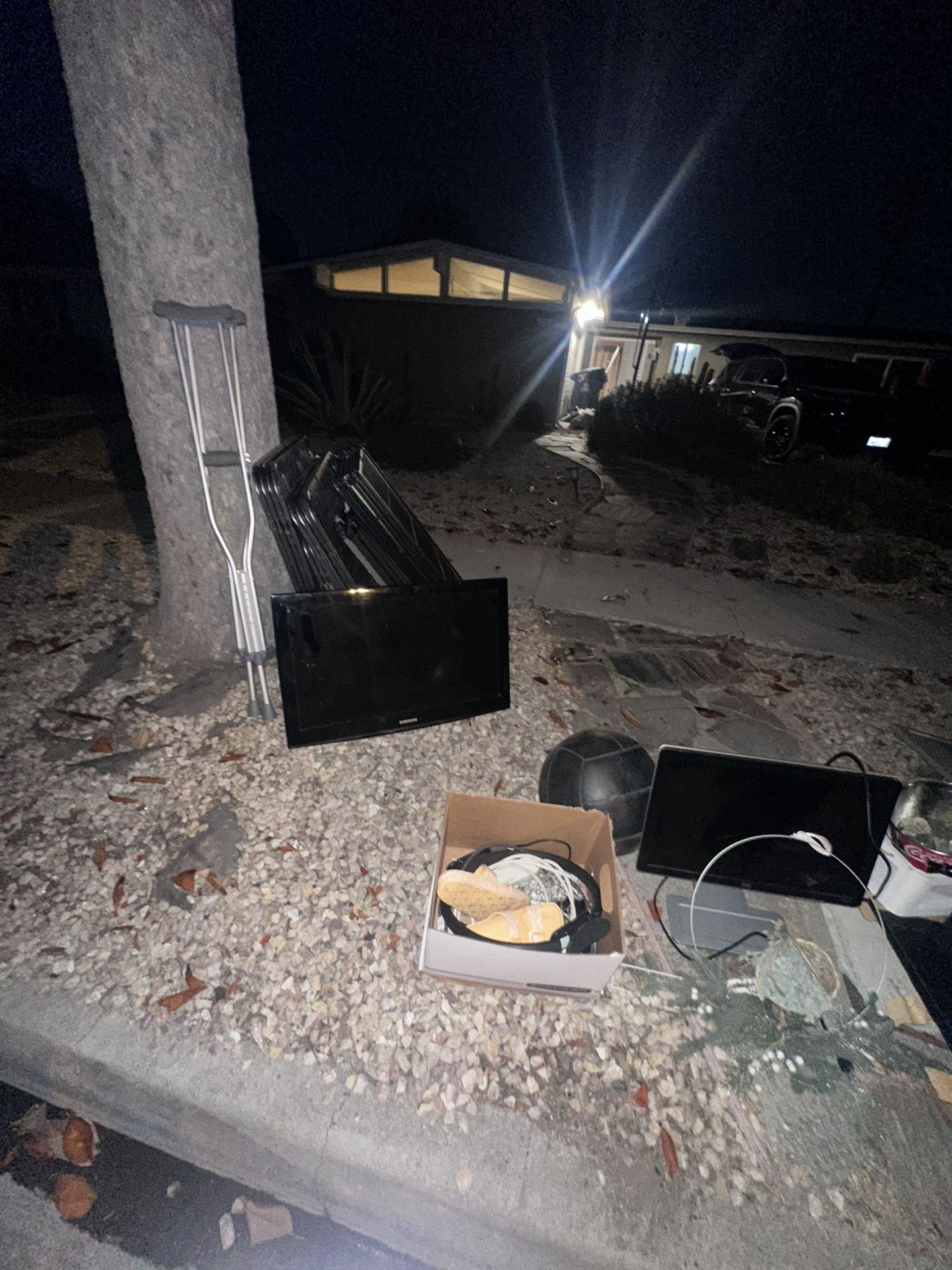 Free House Items, Pet Gates, Decor