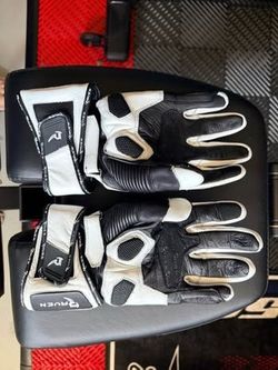 Storm II Raven Moto Gloves