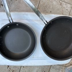 Set Of Pans