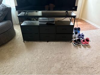 Entertainment center/dresser