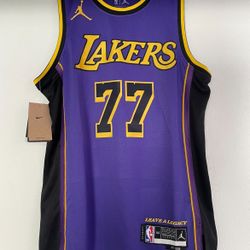 LA Lakers Luka Dončić jersey purple