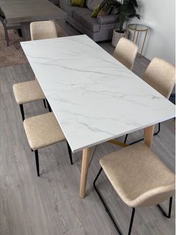 Table and 6 chairs
