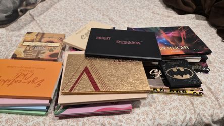 Eyeshadows bundle
