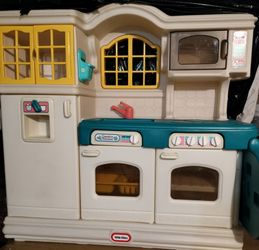 Little Tykes Vintage Country Kitchen
