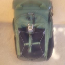 TITAN ICE CHEST BACKPACK BY ARCTIC ZONE 