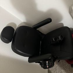 Barley Used Jazzy Elite Es  Powerwheel Chair  !!Best Offers