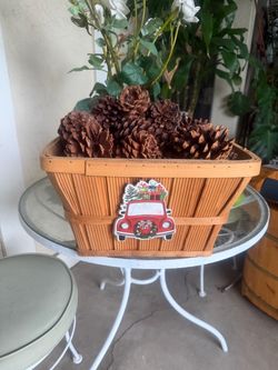 Basket with pine cones
