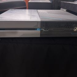 Xbox One Halo Edition