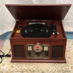WOOD CABINET RECORD PLAYER FM RADIO CASSETTE IMMACULATE CONDITION
