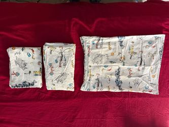 Pottery Barn Organic Dr. Seuss Toddler Sheet Set