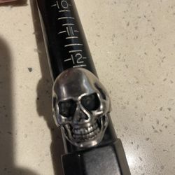 Skull ring 13.5size  27 grams. metal unknown