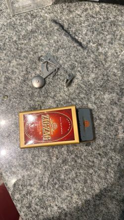  Vintage Metal Tin . Small Metal Scale