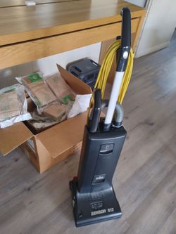 Windsor Sensor S12 Commercial Vacuum and Bags For Sale