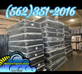 Queen deluxe mattress and Boxspring bed set Colchon y tambor nuevo new