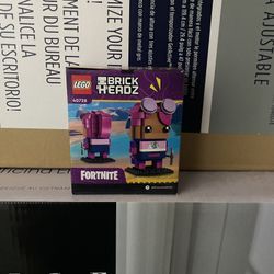 Lego Fortnite