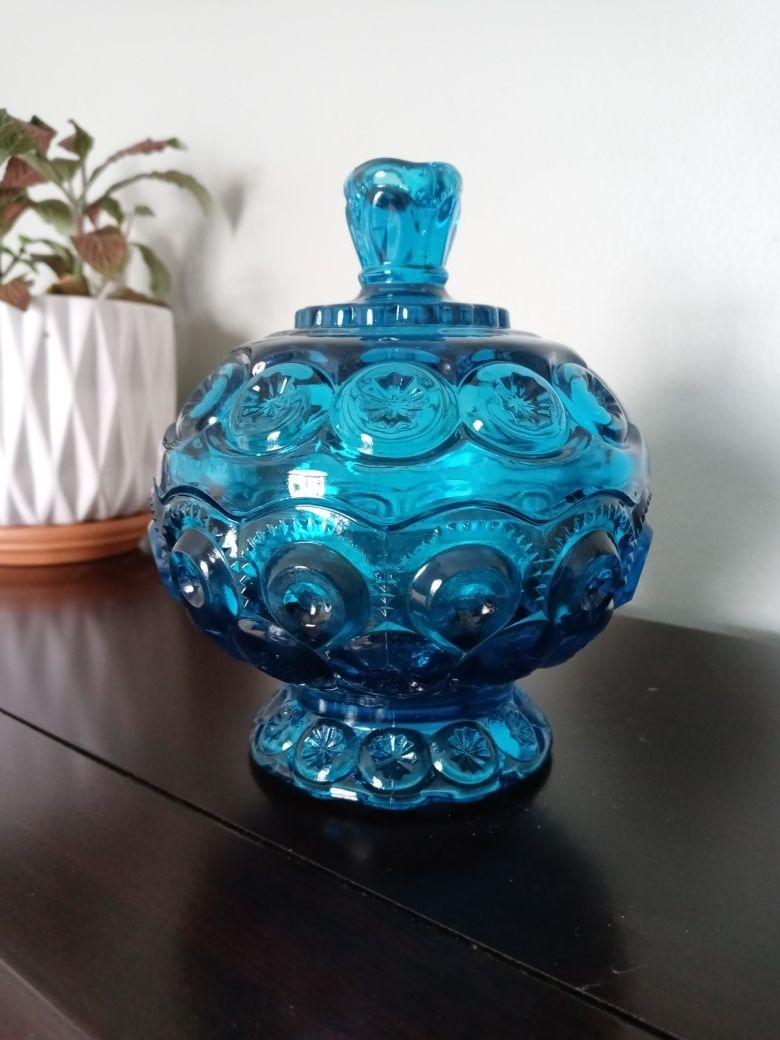 Vintage Modern L.E. Smith Moon and Stars Glass Covered Candy Dish Blue Teal