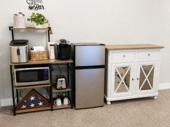 INSIGNI 2-Door Mini Fridge with Freezer — Stainless Look — Clean & Cold