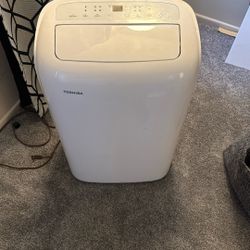 Toshiba Window AC Unit