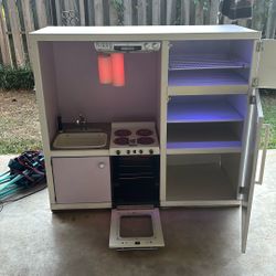 Play Kitchen