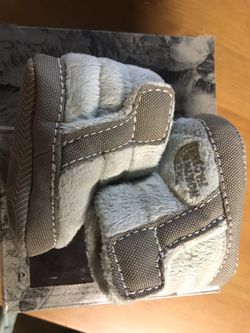 The North Face Girls Boots Brand New 1C