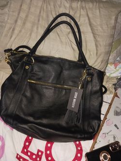 BRAND NEW NEVER USED STEVE MADDEN EX LARG REAL LEATHER SOFT PURSE PAID 109 SELL 15 TODAY FIRM