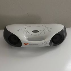 Sony S2 Sports ZS-X10 Boombox CD Player AM FM Radio - TESTED