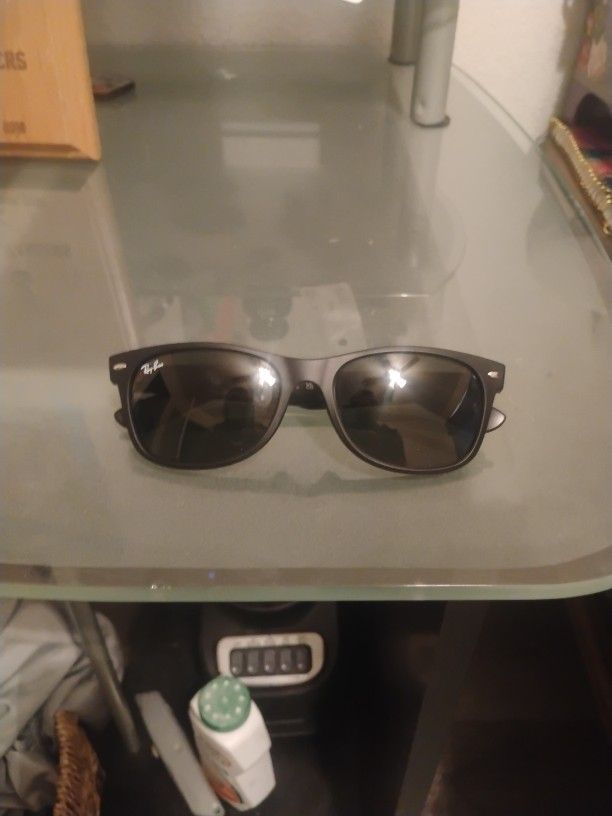 New Ray Ban