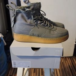 Nike Air Force One Utility Good Cond Size 9 $85