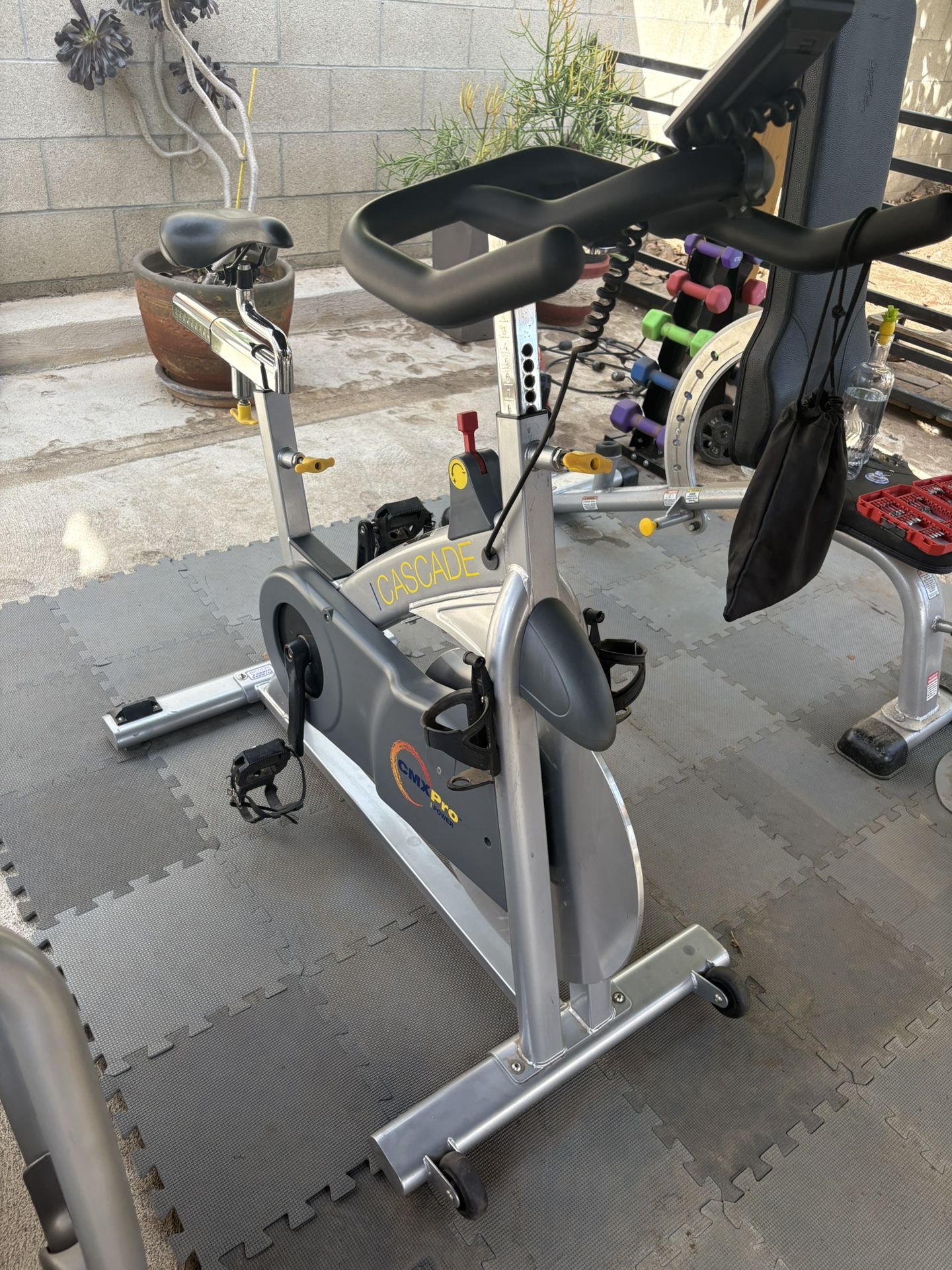 Cascade CMXPRO Indoor Cycle