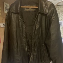 😎Vintage Leather Jacket 🤠