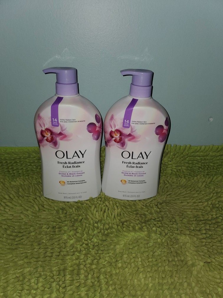 2 Olay Bodywash 33oz Orchid & Black Currant