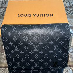 Louis Vuitton District PM Bag