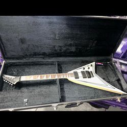 Jackson V-Style Electric Guitar – Ivory Finish w/ Case – Great Condition!