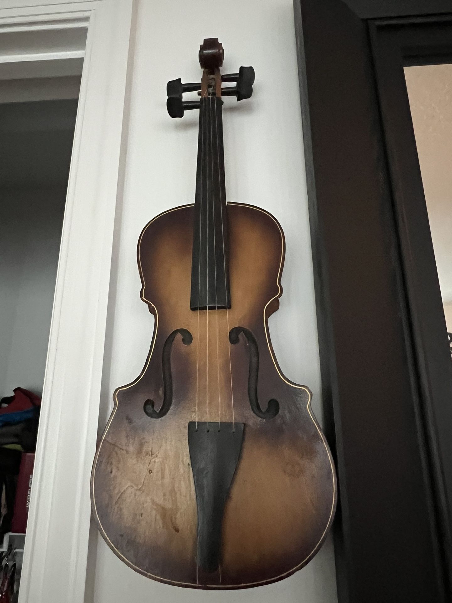 Hanging Violin