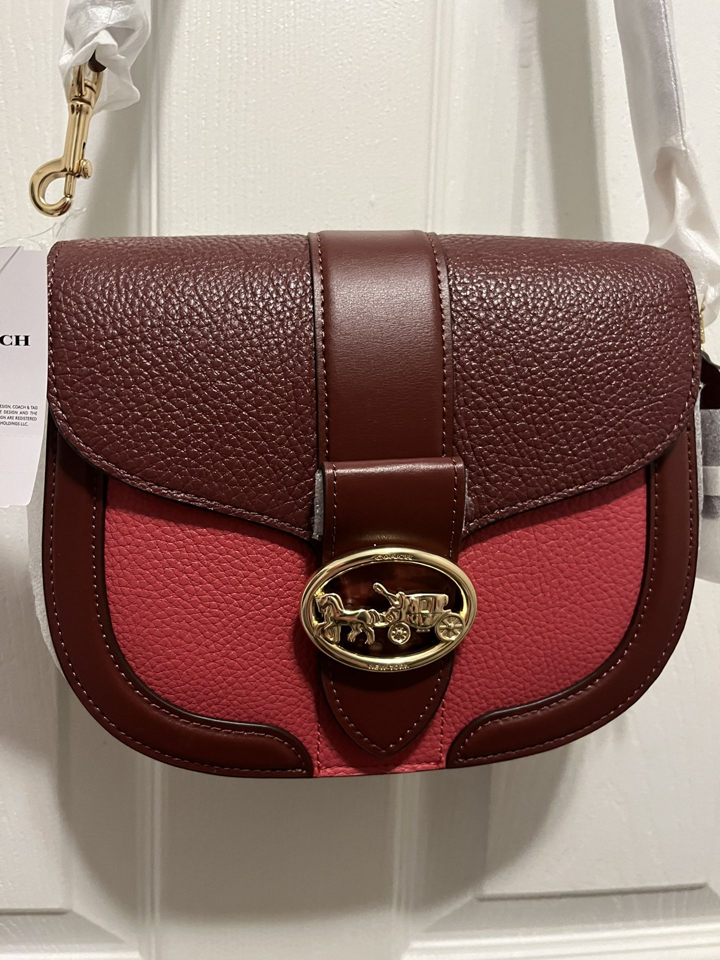 NWT COACH WOMEN’S GEORGIE SADDLE BAG COLOR BLOCK CHERRY