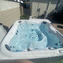 Jacuzzi J-200