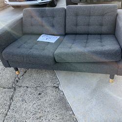 $25 wide loveseat