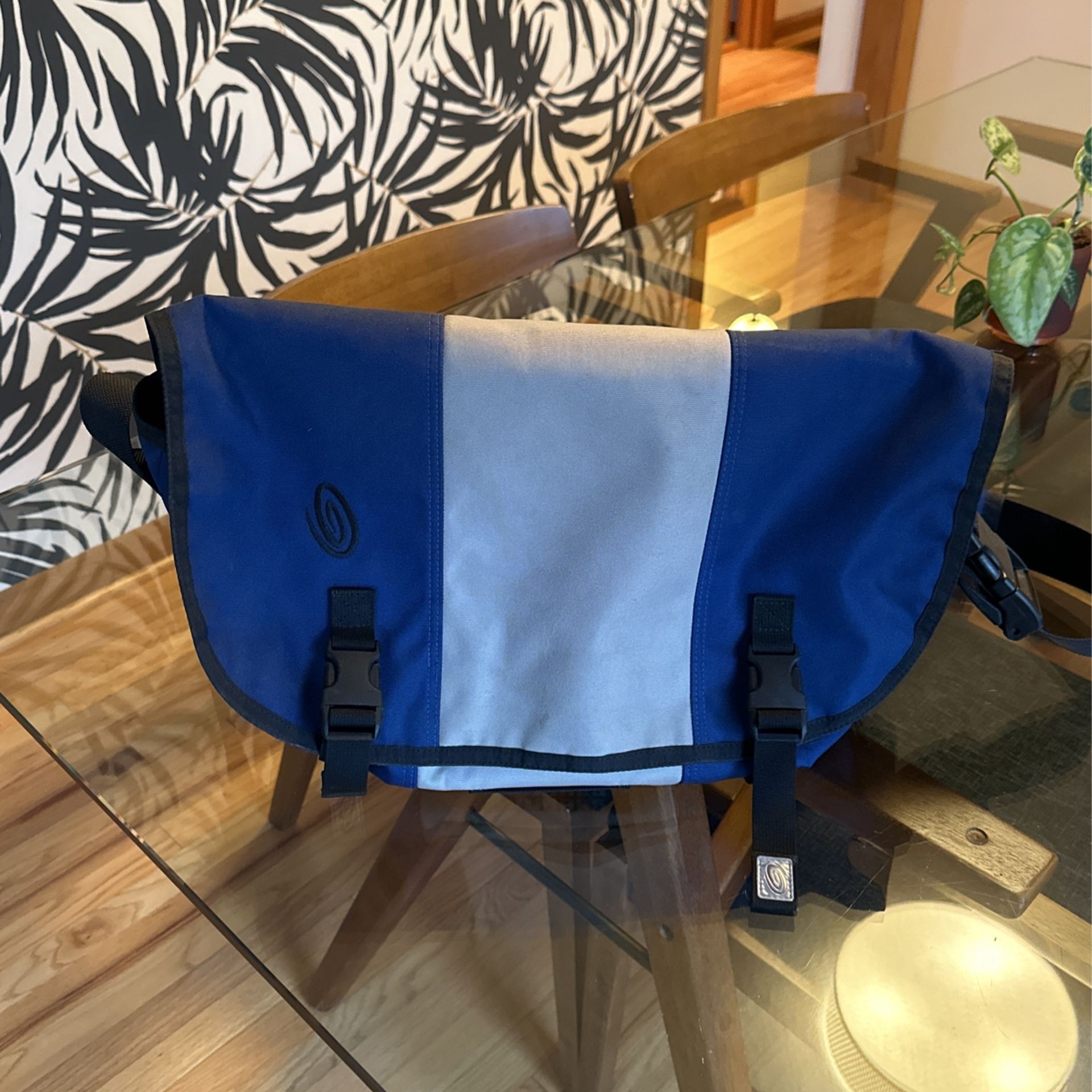 Timbuk2 Medium Messenger Bag (Blue/Grey)