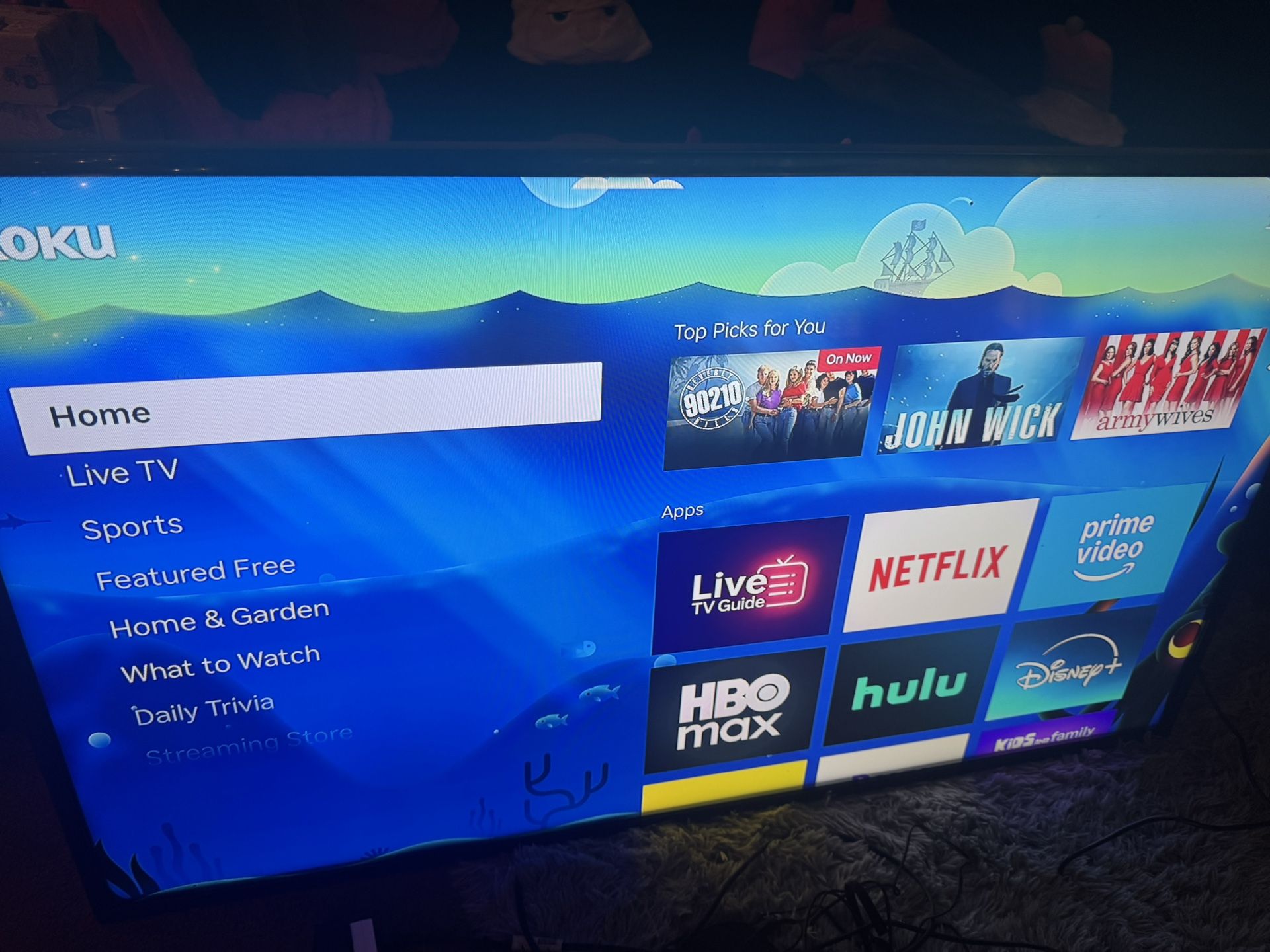 Vizio 50 Inch Tv Comes With The Roku Device So The Tv Is A Smart Tv Works Great. I Just Upgraded Bigger.