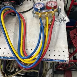 Yellow Jacket Test Charging Manifold