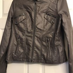 Women’s XL Faux Leather Jacket 