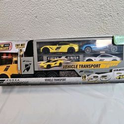 New Bright Forza Motorsport Hauler Set Vehicle Transport - 1:24 Scale
